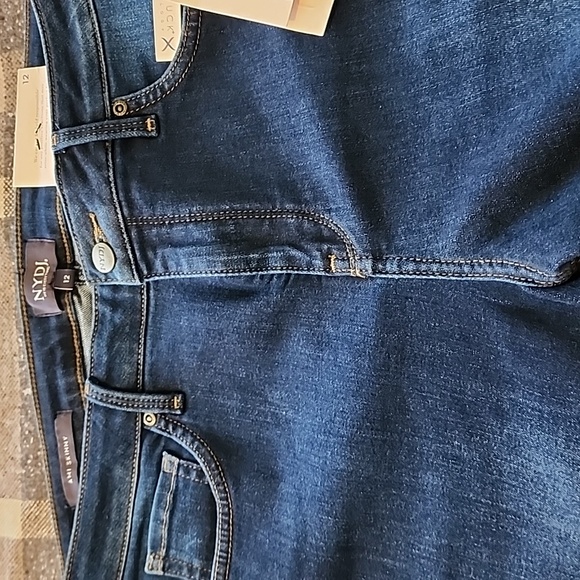 Not your Daughters Jeans - Picture 3 of 3